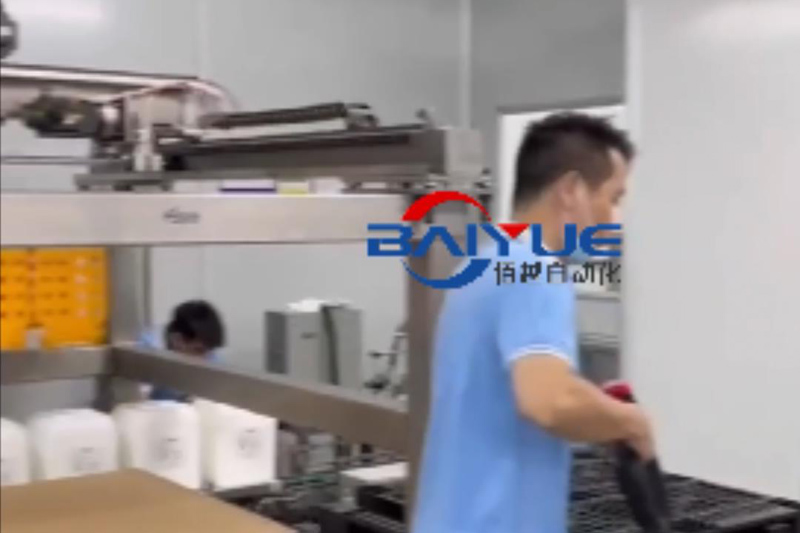 吨桶自动灌装线